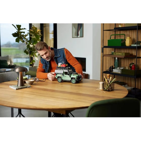 LEGO® Icons Land Rover Classic Defender 90 (10317) image 3