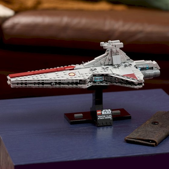 LEGO® Star Wars™ Επιθετικό Καταδρομικό Σειράς Venator (75441) image 7