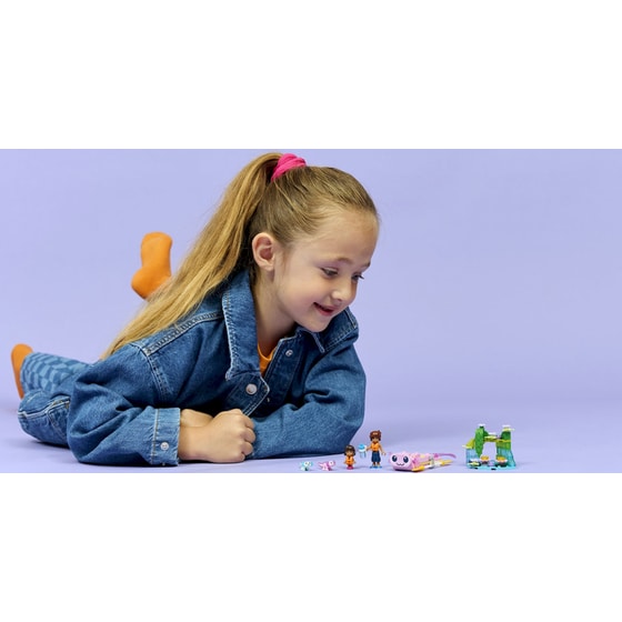 LEGO® Friends Axolotl Adventure Boat (42681) image 5