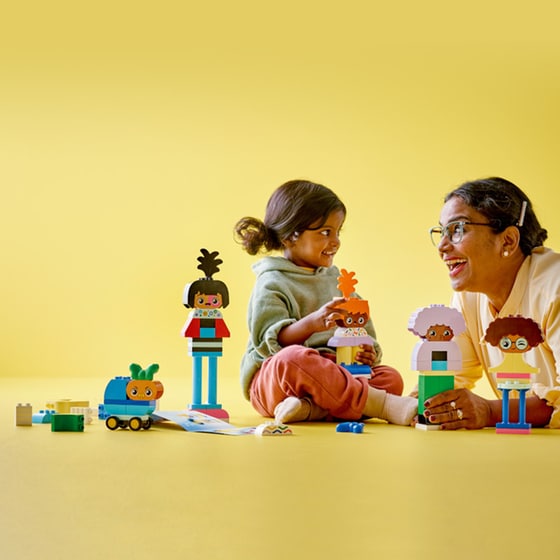 LEGO® Duplo Buildable People with Big Emotions (10423) image 5