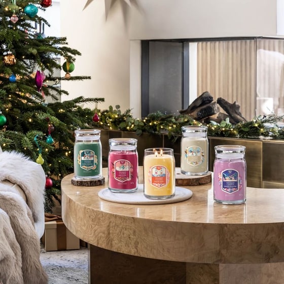 Κερί&nbsp;Yankee Candle Large&nbsp;Santa&nbsp;On&nbsp;Skis image 4