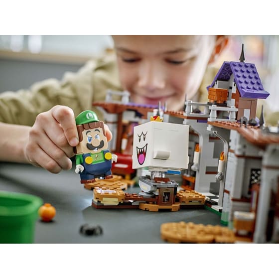 LEGO® Super Mario™ King Boo's Haunted Mansion (71436) image 13
