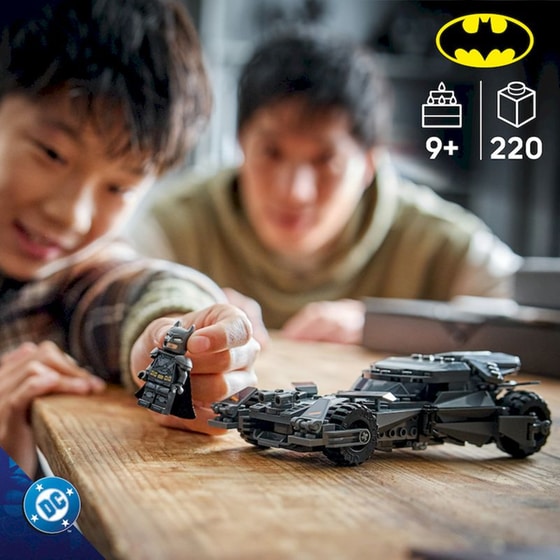 LEGO® DC Batman™ Batman v Superman™ Batmobile™ (Μπάτμομπιλ) (76331) image 0