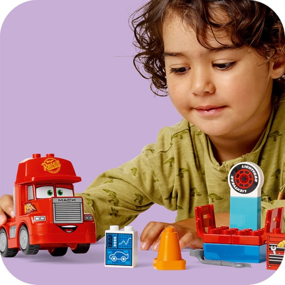 LEGO® Duplo Disney Mack at the Race (10417) image 6