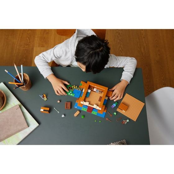 LEGO® Minecraft The Frog House (21256) image 6