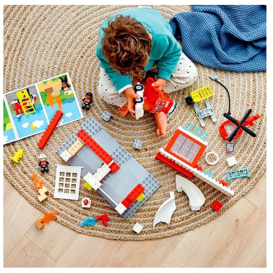 LEGO® Duplo Fire Station & Helicopter (10970) image 6