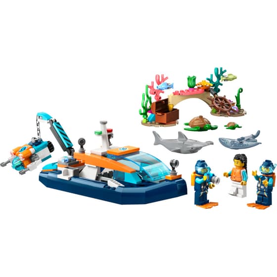 LEGO® City Explorer Diving Boat (60377) image 2