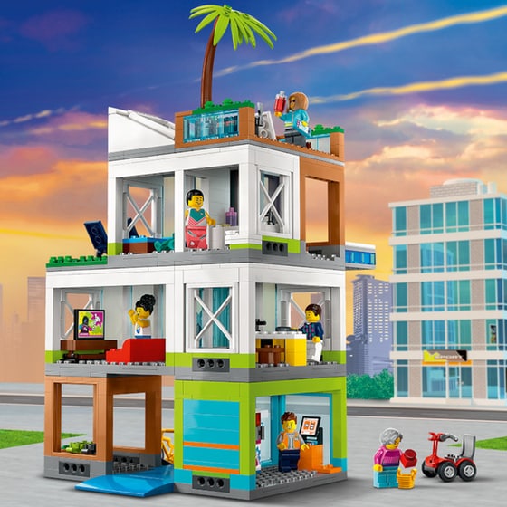 LEGO® City Apartment Building (60365) image 6