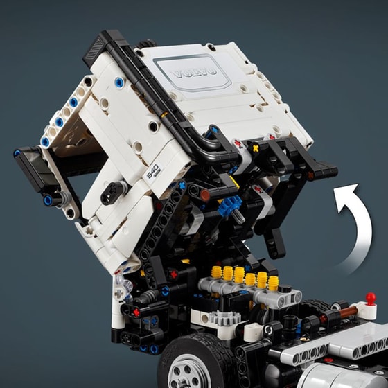 LEGO® Technic Volvo FMX Truck & EC230 Electric Excavator (42175) image 11