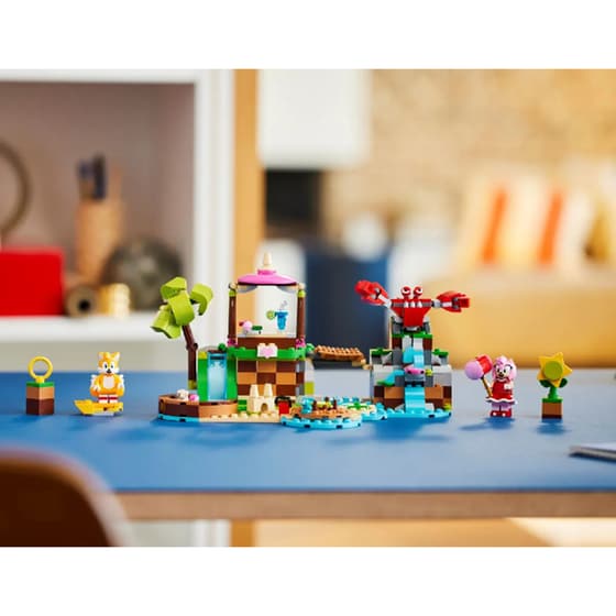LEGO® Sonic the Hedgehog Amy's Animal Rescue Island (76992) image 2