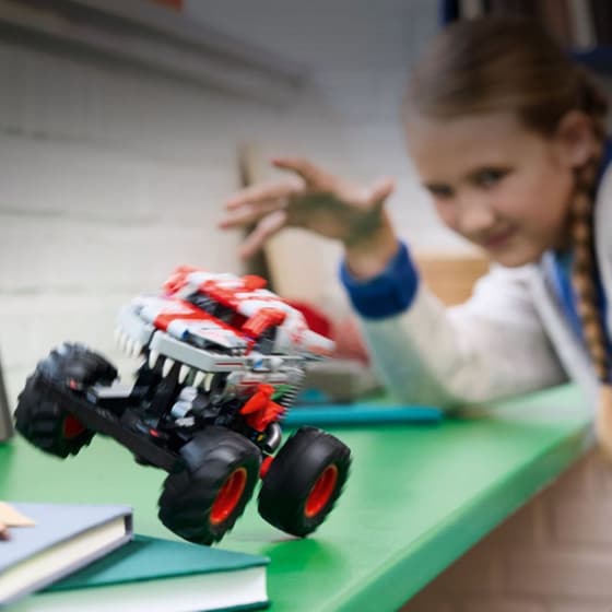 LEGO® Technic Monster Jam™ ThunderROARus™ Pull-Back (42200) image 9