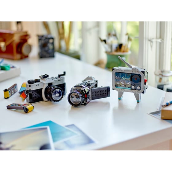 LEGO® Creator Retro Camera (31147) image 11