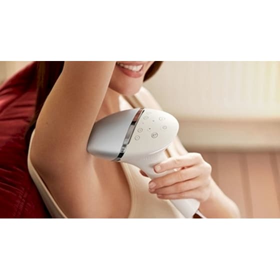 Αποτριχωτική Μηχανή  PHILIPS Lumea Prestige BRI940/00  με Τεχνολογία IPL για Σώμα Λευκό/Γκρι image 4