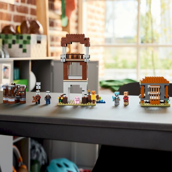 LEGO® Minecraft® The Pillager Outpost and Ravager (21278) image 10