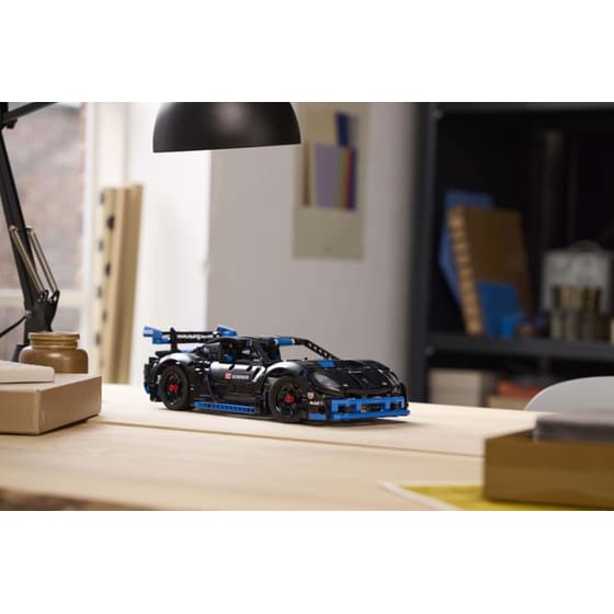 LEGO® Technic Porsche GT4 e-Performance Race Car (42176) image 5
