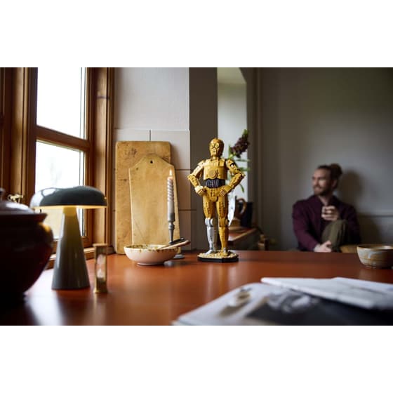 LEGO® Star Wars C-3PO™ (75398) image 4