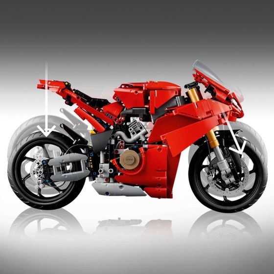 LEGO® Technic Ducati Panigale V4 S Motorcycle (42202) image 5