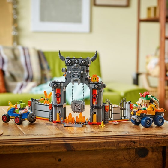 LEGO® Super Mario™ Mario Kart™ - Bowser's Castle (72039) image 5