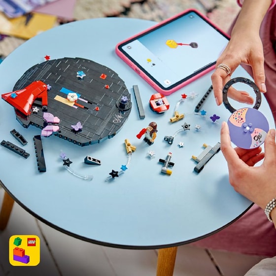 LEGO® Editions Olivia Rodrigo’s Vinyl Building Set for Kids (43028) image 7