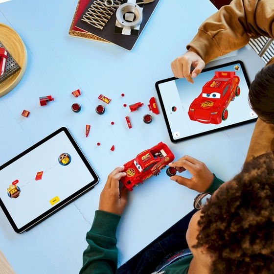 LEGO® Speed Champions Disney Lightning McQueen (77255) image 4