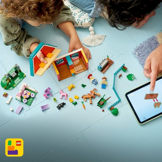 LEGO® ǀ Disney and Pixar Toy Story 5 Ράντσο Αλόγων του Μπλέιζ (43304) image 3