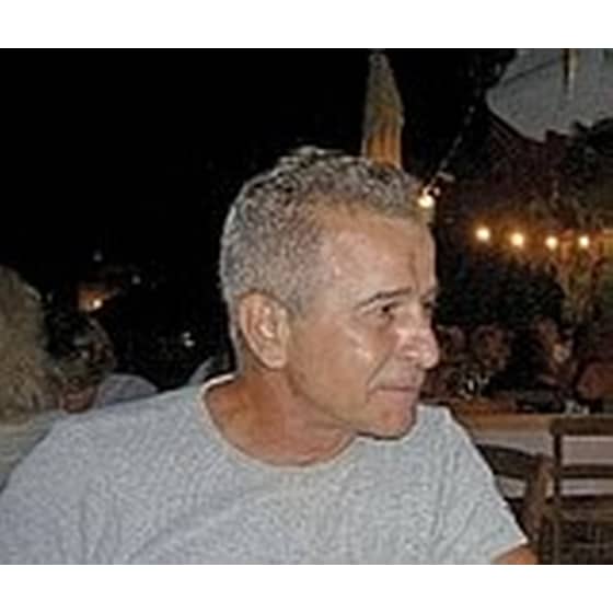 Ο άχρηστος Δημήτρης image 1