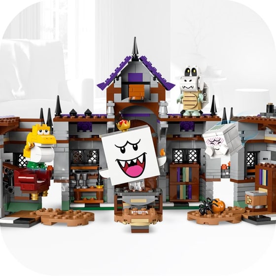 LEGO® Super Mario™ King Boo's Haunted Mansion (71436) image 4