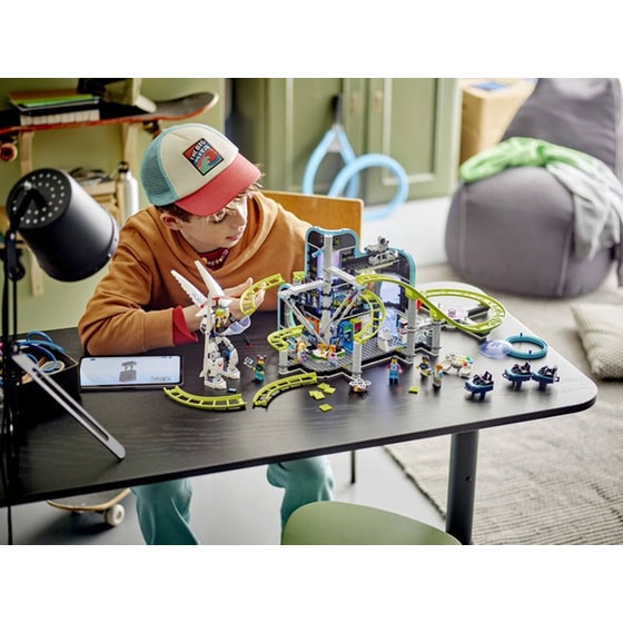 LEGO® City Robot World Roller-Coaster Park (60421) image 5