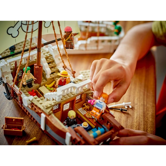 LEGO® ONE PIECE  The Going Merry Pirate Ship (75639) image 5