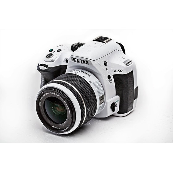 DC SLR PENTAX K-50 18-50mm WHITE image 1