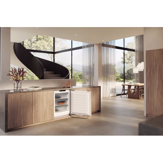 MIELE FNUS 7040 D No Frost 74 Lt Εντοιχιζόμενος Καταψύκτης Όρθιος image 4
