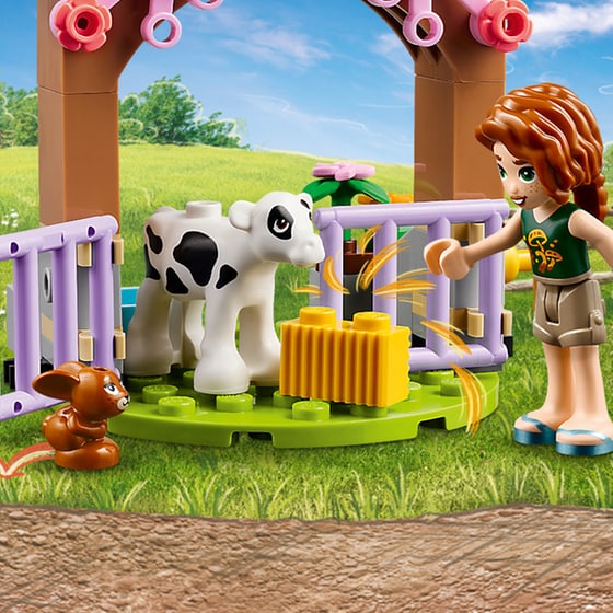 LEGO® Friends Autumn's Baby Cow Shed (42607) image 1