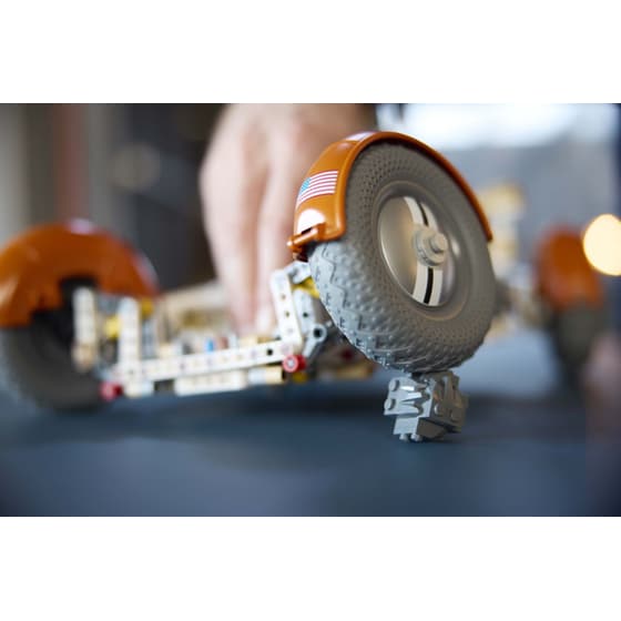 LEGO® Technic NASA Apollo Lunar Roving Vehicle - LRV (42182) image 17