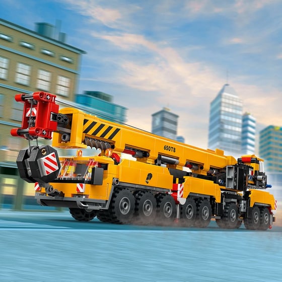LEGO® City Yellow Mobile Construction Crane (60409) image 12