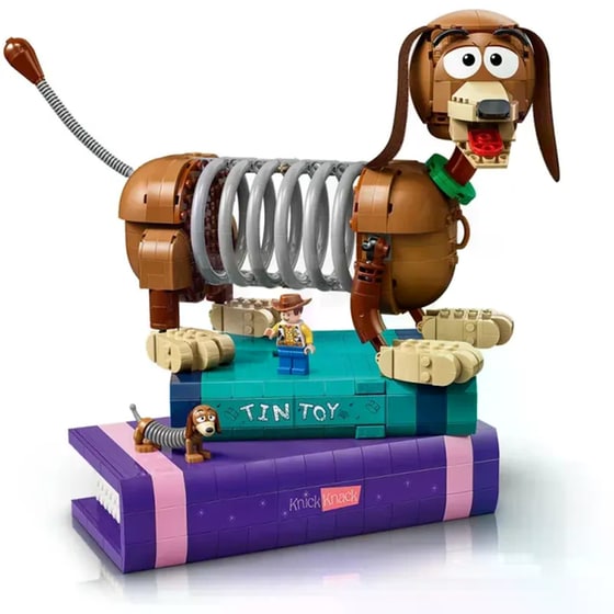 LEGO® Toy Story Slinky Dog Bookends (43301) image 7