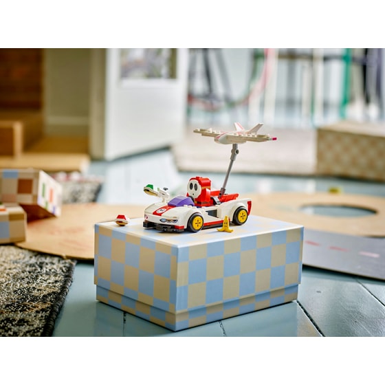 LEGO® Super Mario™ Mario Kart™ - Shy Guy & P-Wing (72045) image 6