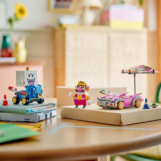 LEGO® Super Mario™ Mario Kart™ - Wario & King Boo (72038) image 5