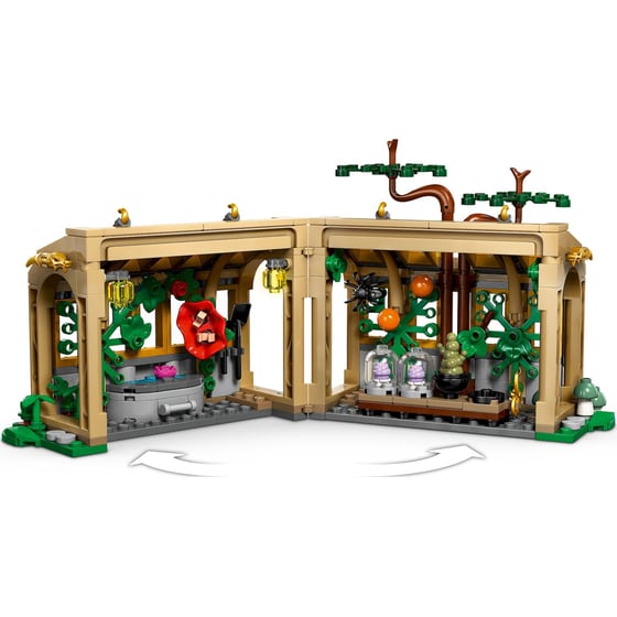 LEGO® Harry Potter Hogwarts™ Castle: Herbology Class (76445) image 4