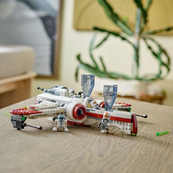LEGO® Star Wars™ ARC-170 Starfighter™ (75402) image 9
