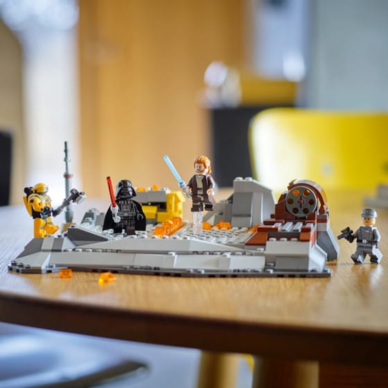 LEGO® Star Wars Obi-Wan Kenobi™ vs. Darth Vader™ (75334) image 8