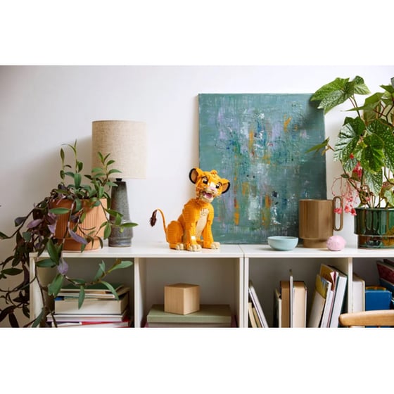 LEGO® Disney Young Simba the Lion King (43247) image 2