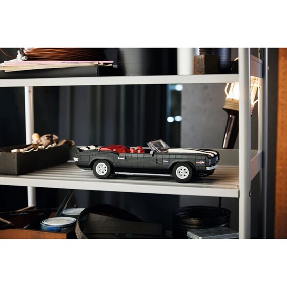 LEGO® Icons Chevrolet Camaro Z28 (10304) image 11