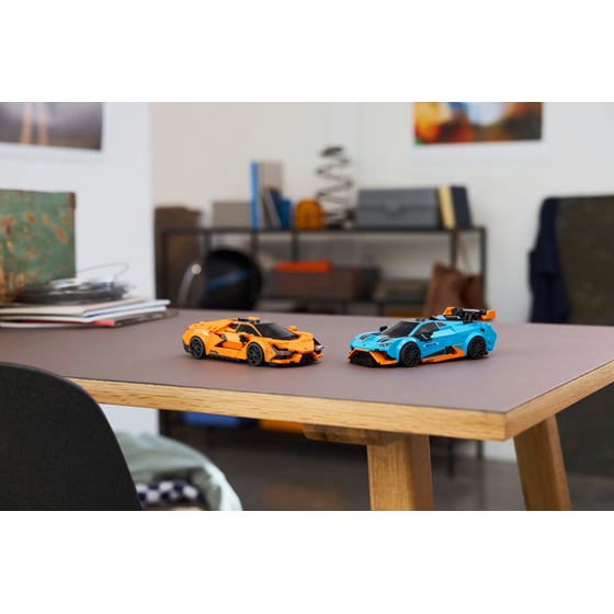 LEGO® Speed Champions Lamborghini Revuelto & Huracán STO (77238) image 6
