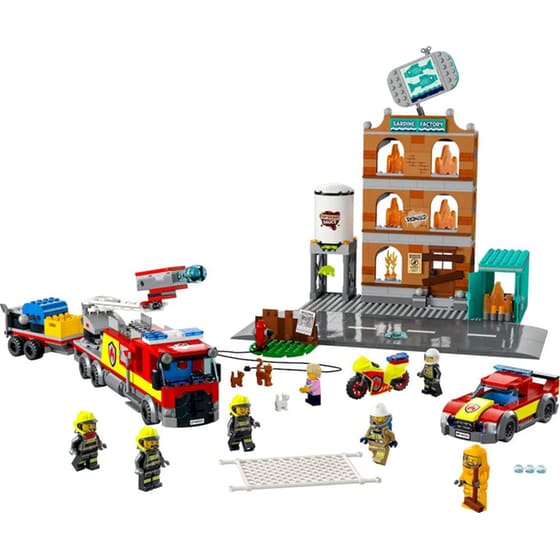 LEGO® City Fire Brigade (60321) image 1