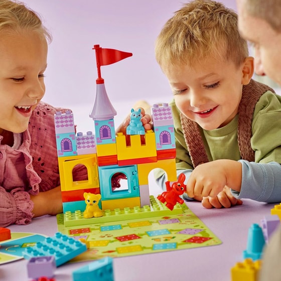 LEGO® Duplo® Hopsy's Castle Game (10450) image 9