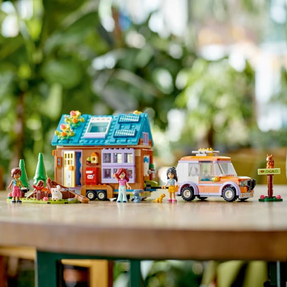 LEGO® Friends Mobile Tiny House (41735) image 10