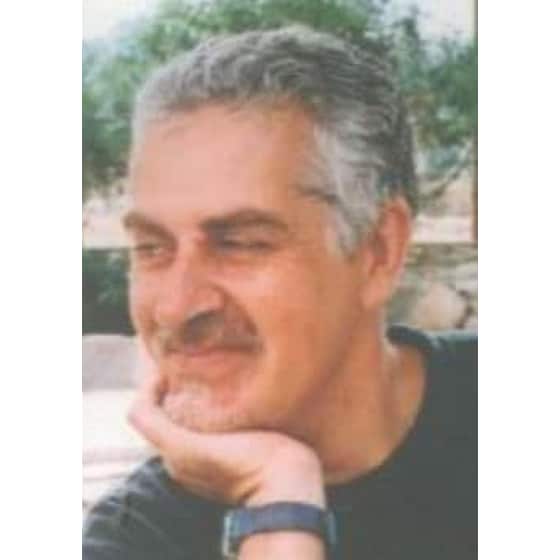 Ένα πιστόλι για υπογραφή image 1