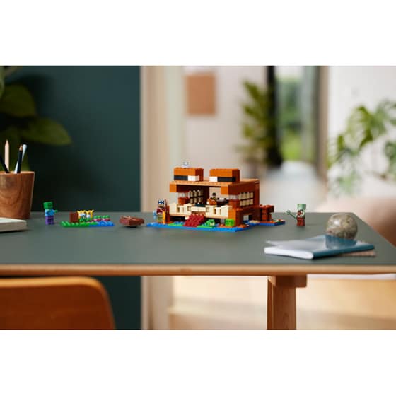 LEGO® Minecraft The Frog House (21256) image 3