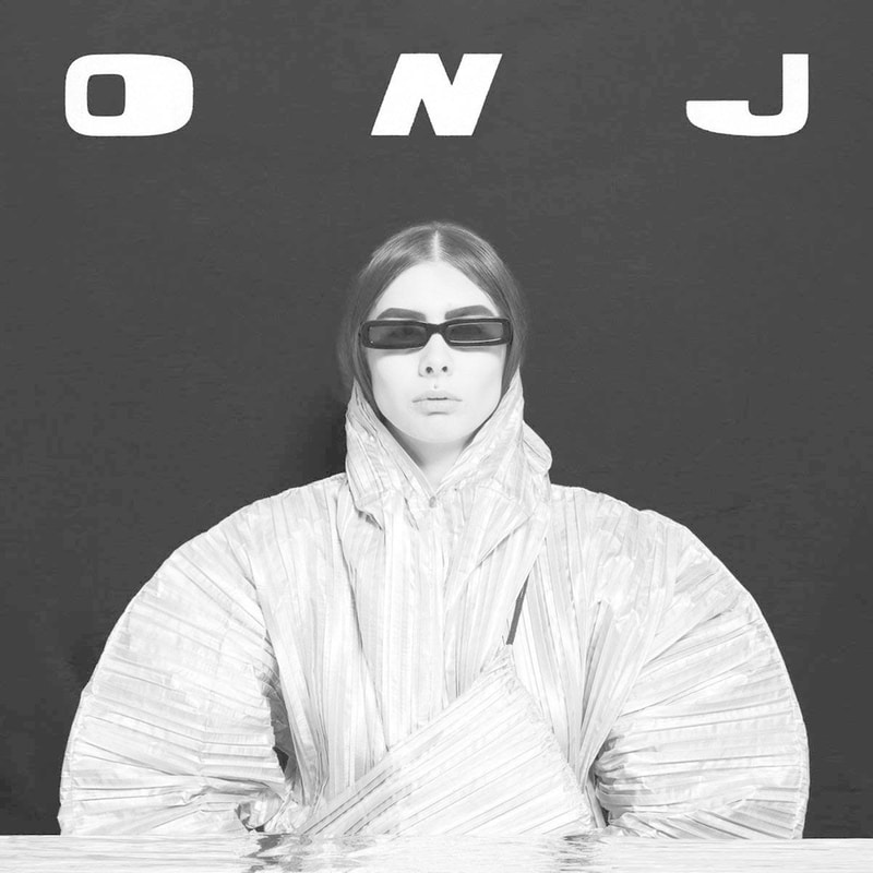 Olivia Neutron-John