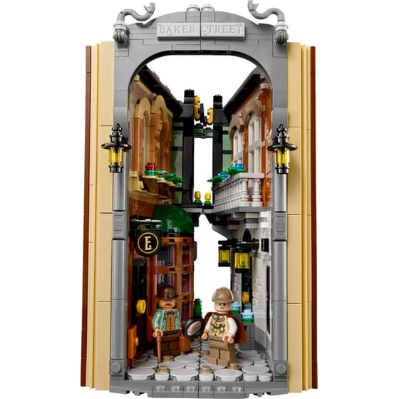 LEGO® Icons Sherlock Holmes: Book Nook (10351) image 3